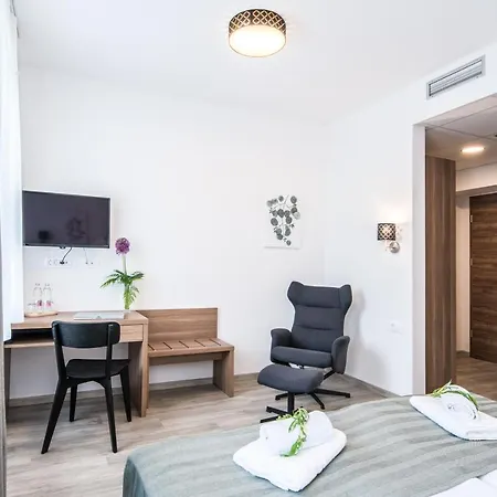 Pod Vrbo Couette-café Ljubljana