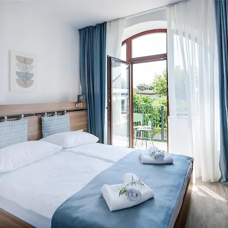 Alojamento de Acomodação e Pequeno-almoço Pod Vrbo 3*