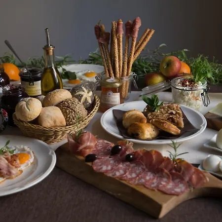 Pod Vrbo 3* Ljubljana